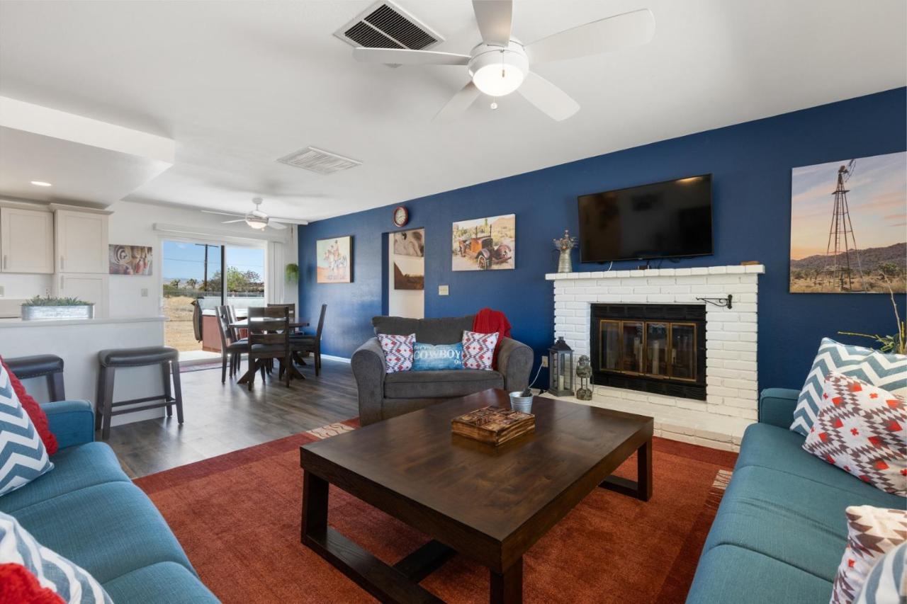 Horseshoe House - Hot Tub, Bbq And Fire Pit! Home Joshua Tree Εξωτερικό φωτογραφία